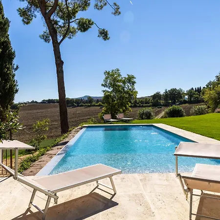 Violetta Villa Villastrada (Umbria)